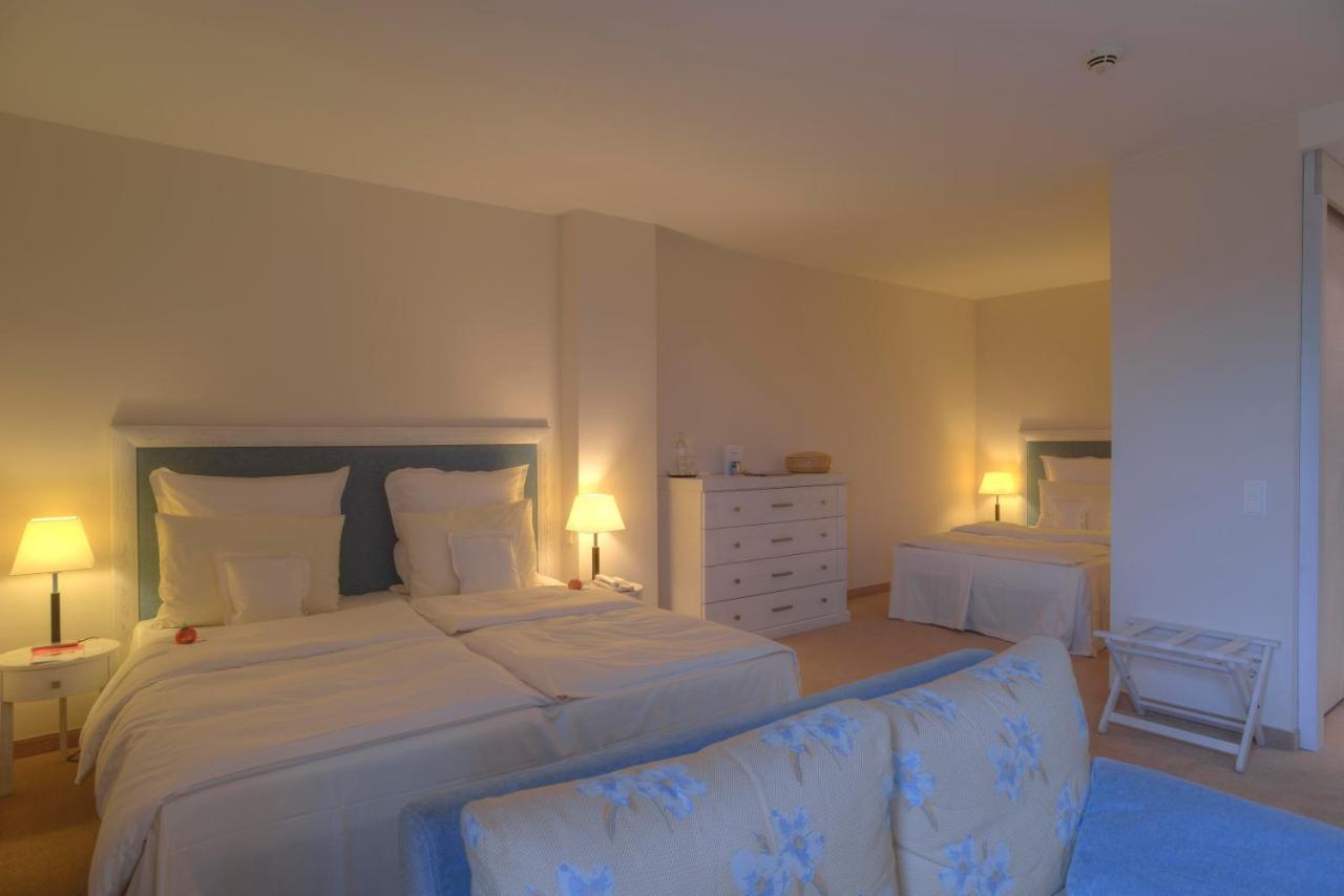 Strandhotel Duenenmeer - Adults Only Dierhagen Exterior photo